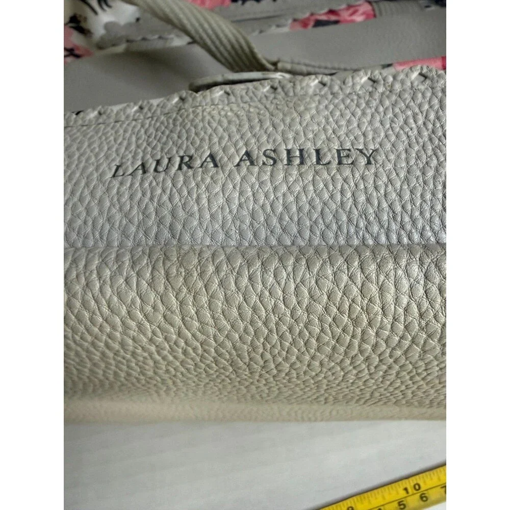 Laura Ashley laura ashley